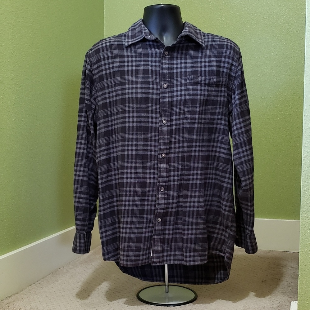 🏷MK: Flannel Button Down Shirt